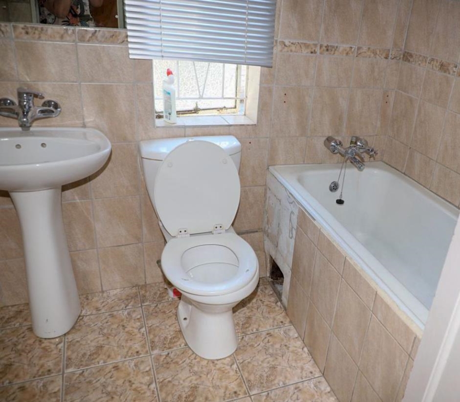 3 Bedroom Property for Sale in Heilbron Free State